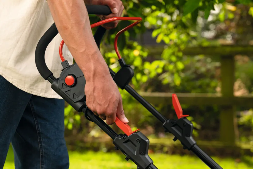 Bosch Rotak 18V-43 batteridrevet gressklipper