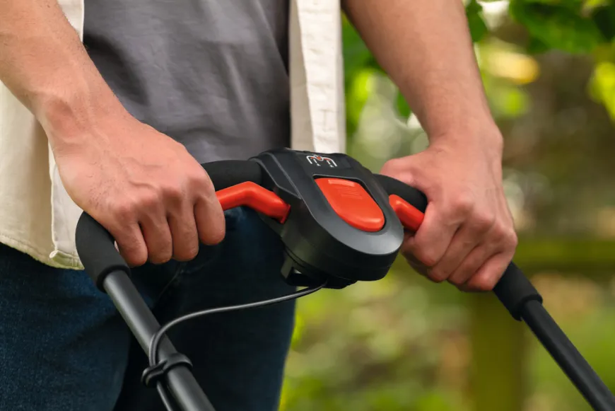 Bosch Rotak 18V2-38 batteridrevet gressklipper