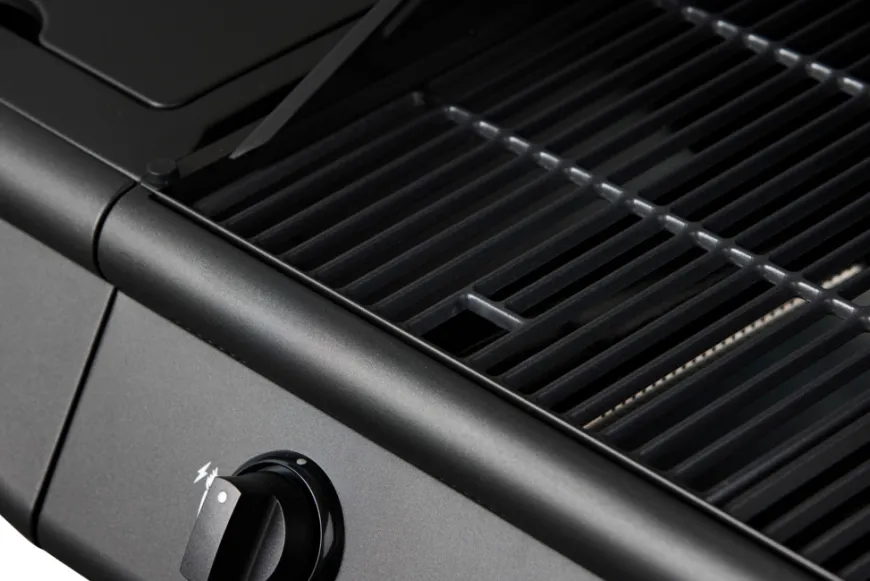 Gassgrill 3 brennere og sidebrenner svart - Grillexpert